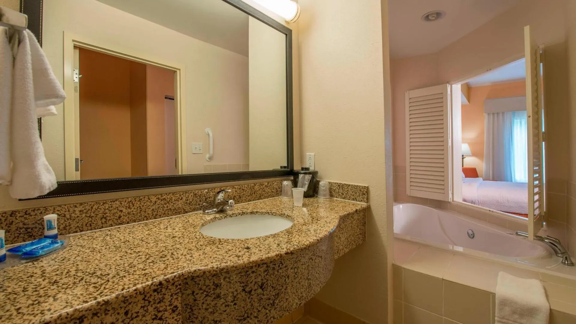 Fairfield Inn & Suites By Marriott Hinesville Fort Stewart Hotel